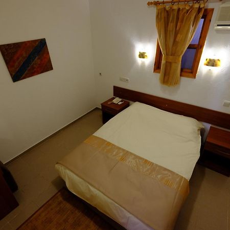 Flying Dutchman Hotel Ölüdeniz Esterno foto